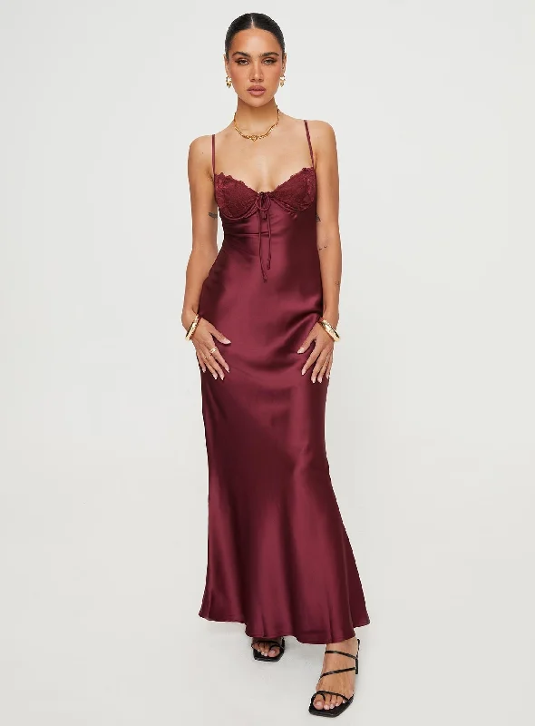 Fadyen Bias Cut Maxi Dress Burgundy