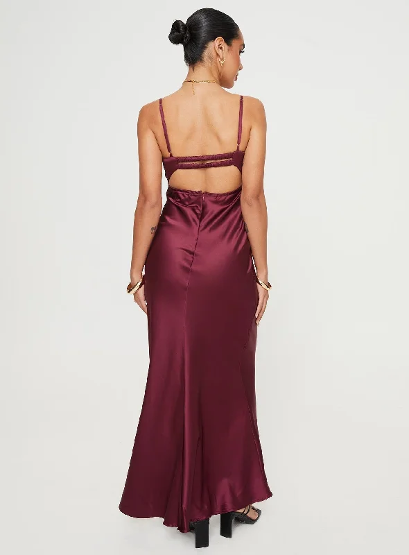 Fadyen Bias Cut Maxi Dress Burgundy