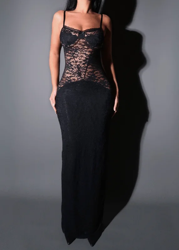 THE LINA LACE MAXI DRESS