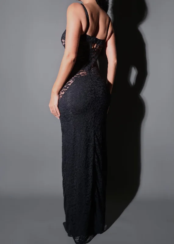 THE LINA LACE MAXI DRESS